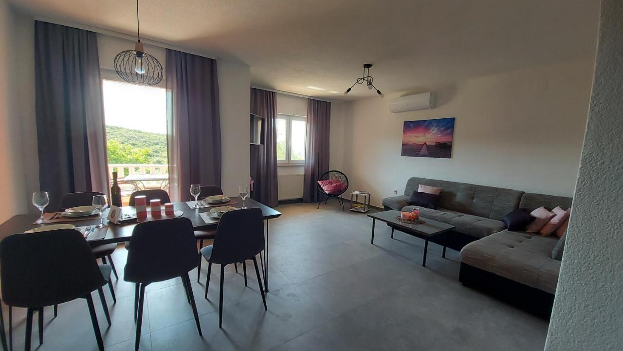 סבטי פטר Apartments Vidovic מראה חיצוני תמונה